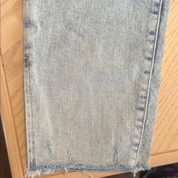 Old Navy Light Blue High-Rise JeansπβοΈ - Picture 10 of 10